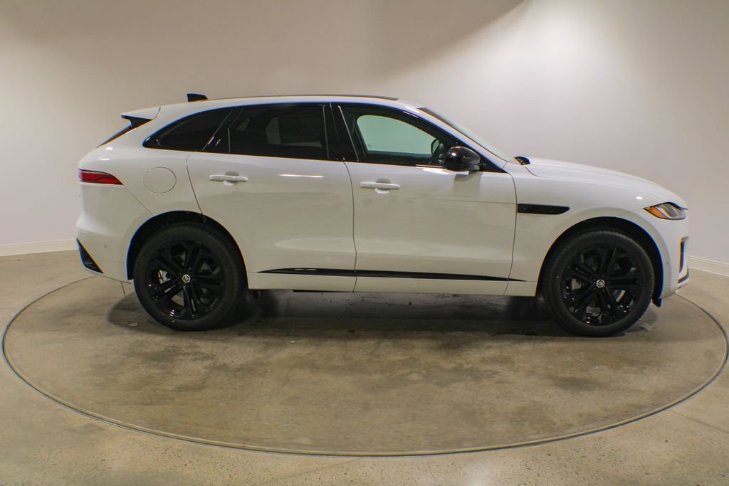 2026 Jaguar F-Pace R-Dynamic S - Photo 7