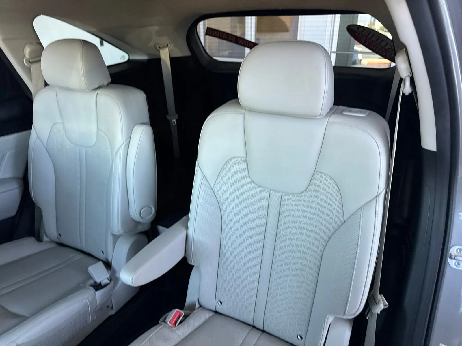 Used 2023 Steel Gray Kia SX Prestige image 21