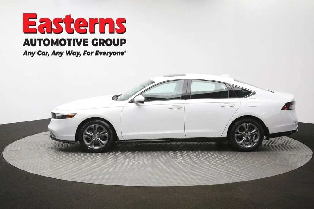 Used 2024 White Honda EX image 59