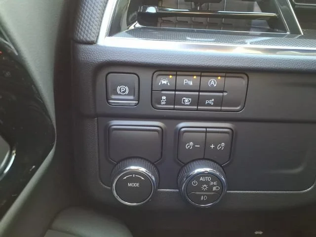 Used 2026 Summit White Chevrolet RST image 21