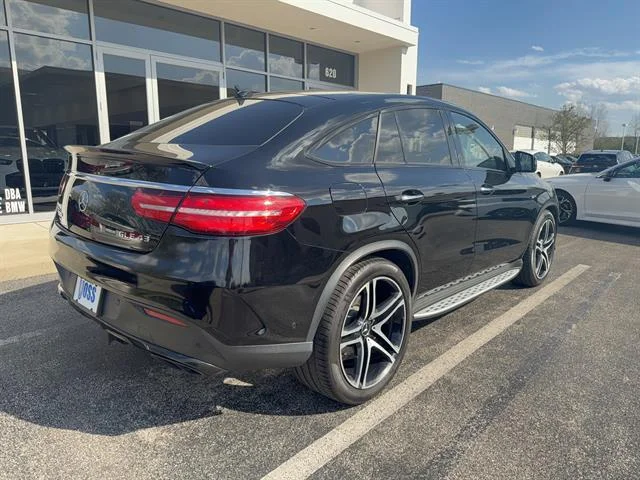 Used 2019 Black Mercedes-Benz AMG® GLE 43 image 3