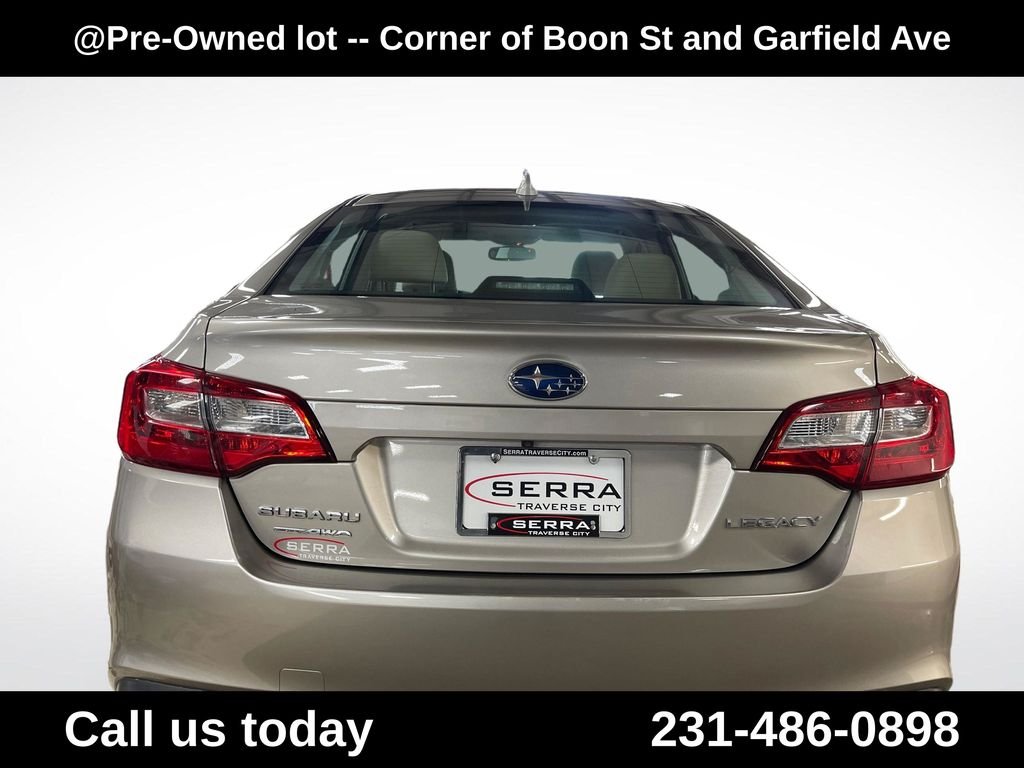 Used 2018 Gray Subaru 2.5i image 4