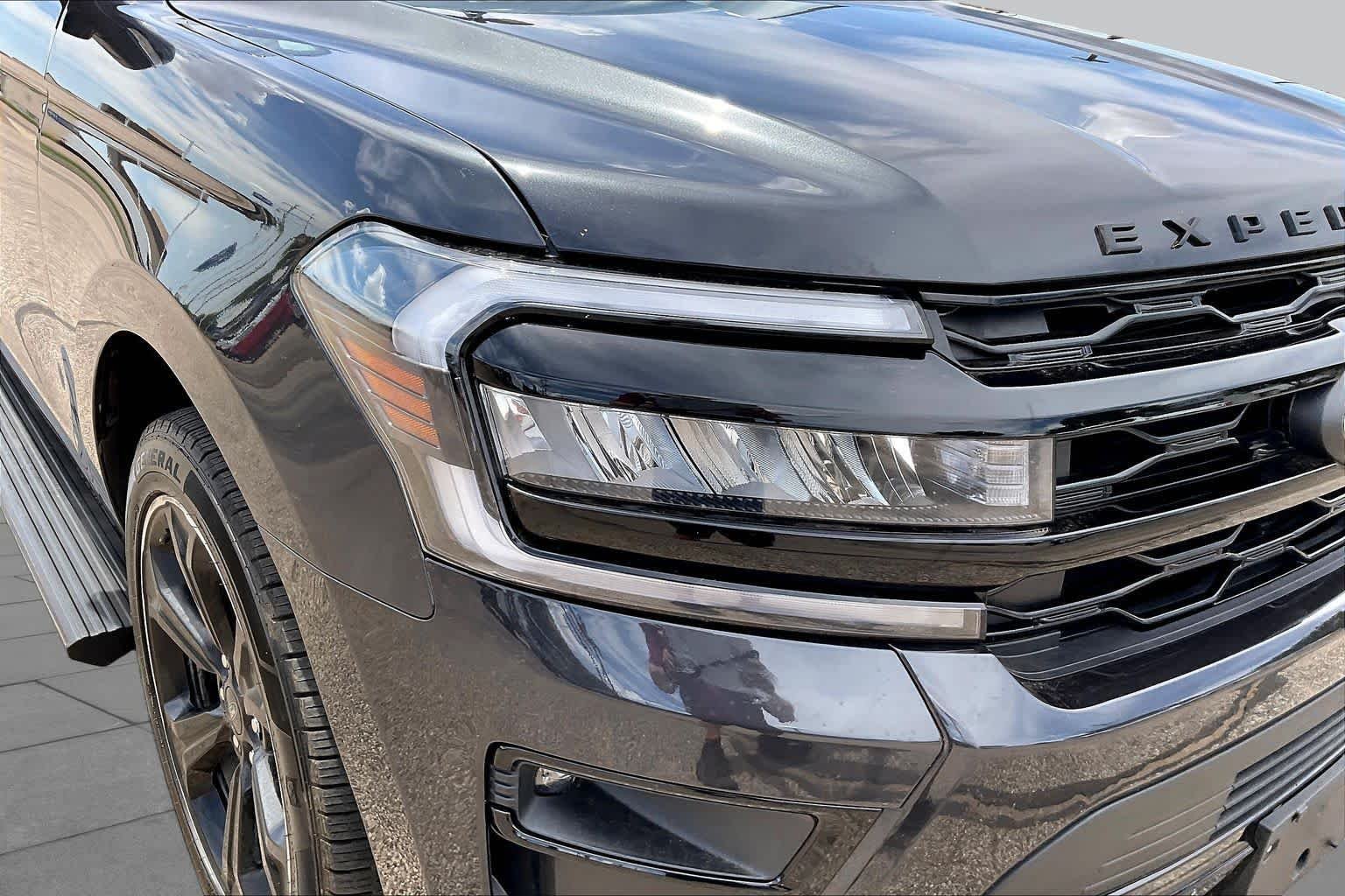 Used 2024 Dark Matter Gray Metallic Ford Limited image 28