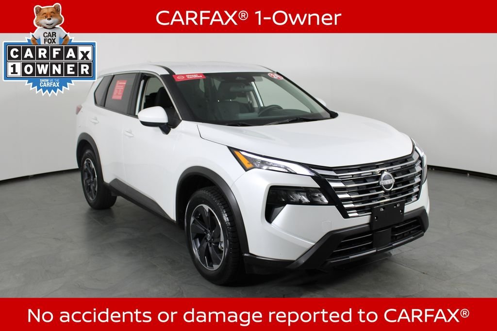 Used 2024 White Nissan SV image 4