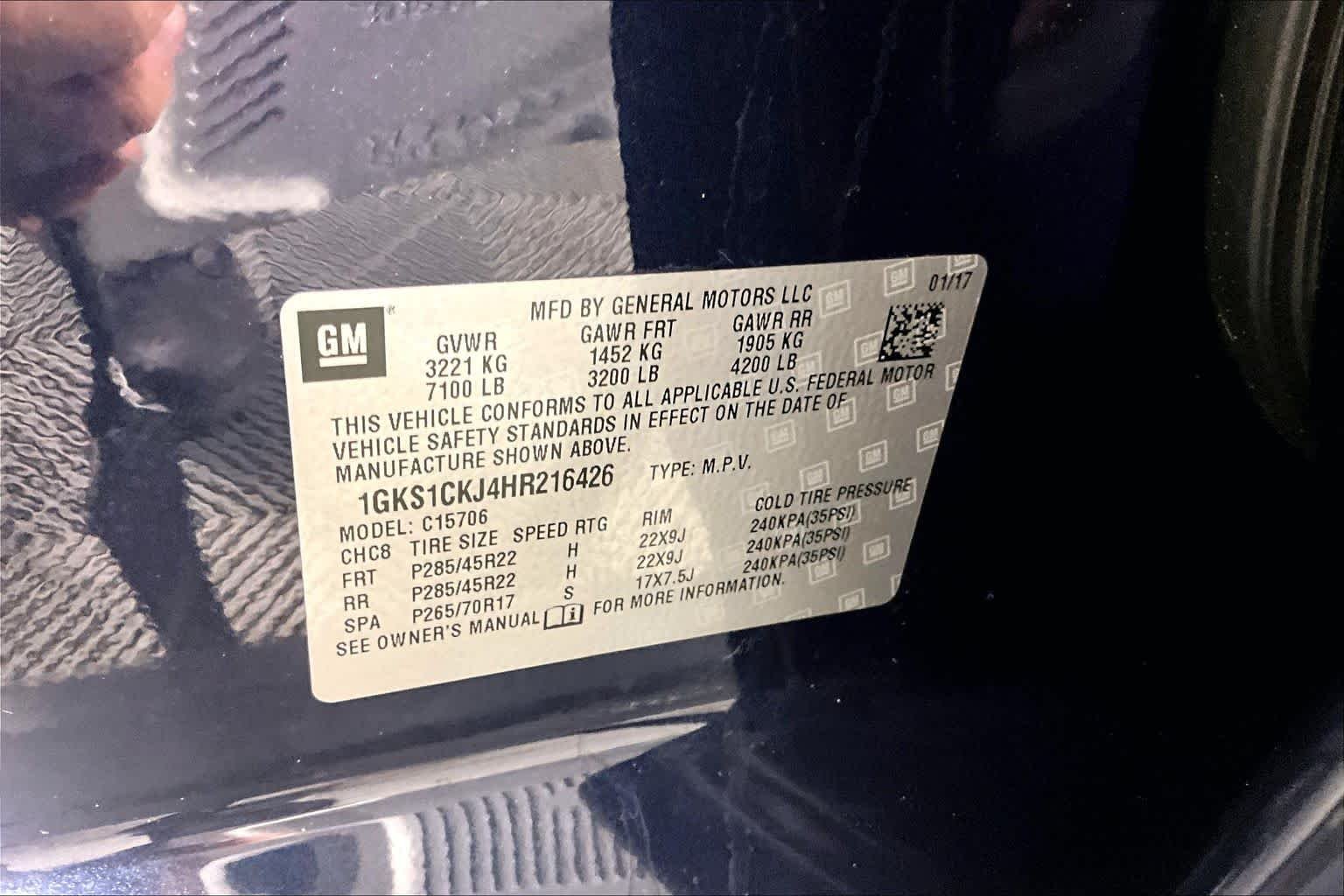 Used 2017 Dark Sapphire Blue Metallic GMC Denali image 32