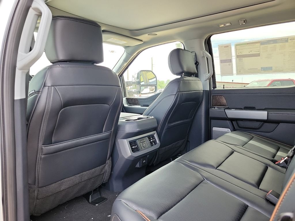 New 2026 Star White Metallic Tri-Coat Ford F-250® Lariat® image 16