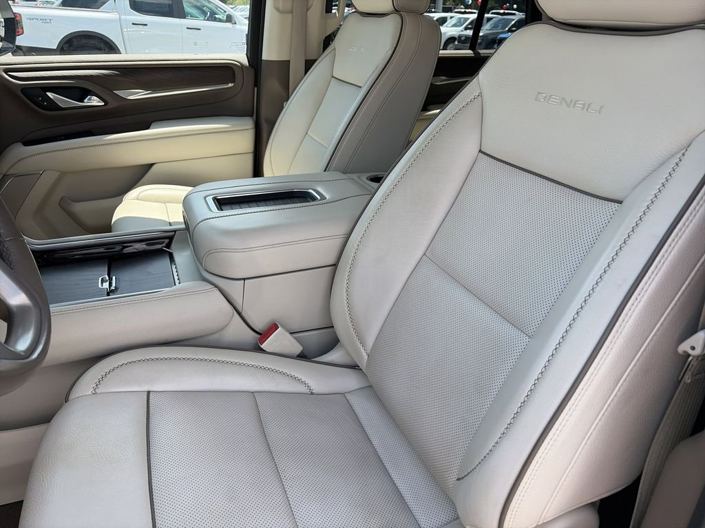 Certified Used 2023 White Frost Tricoat GMC Denali image 12