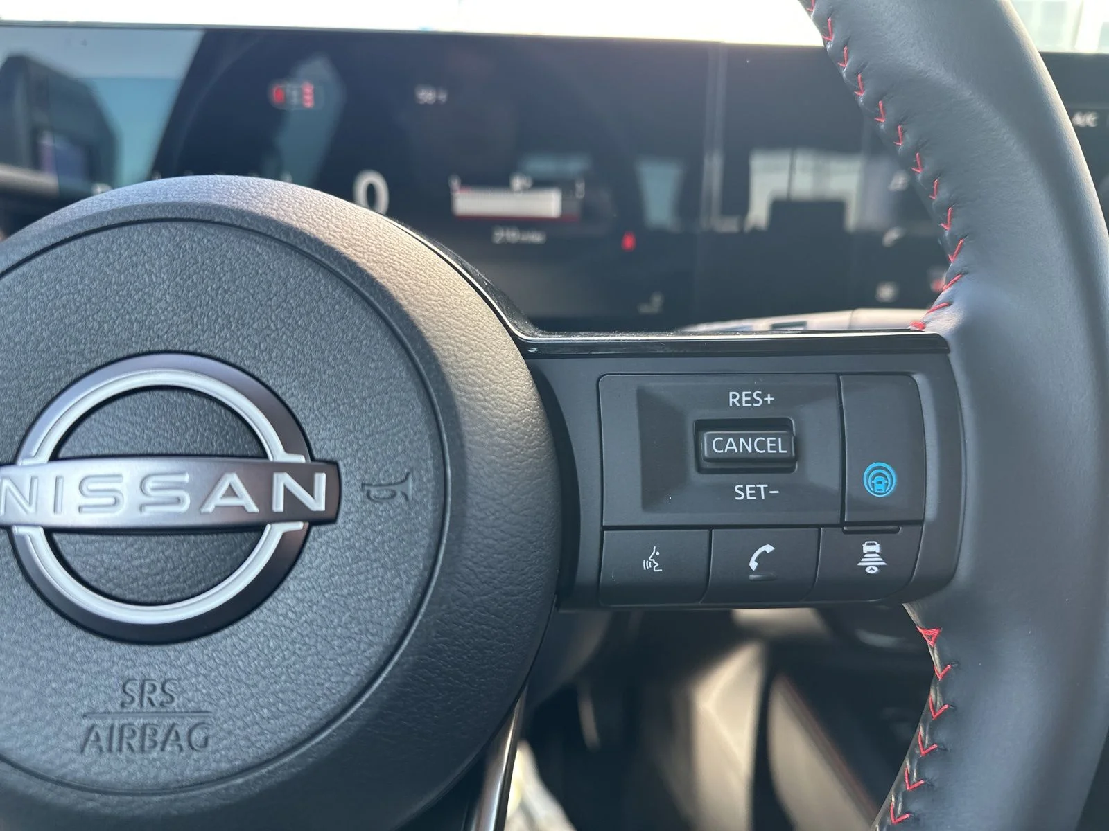 2026 Nissan KICKS SR AWD - Photo 43