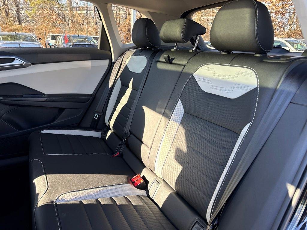 2026 Volkswagen Taos SEL - Photo 19