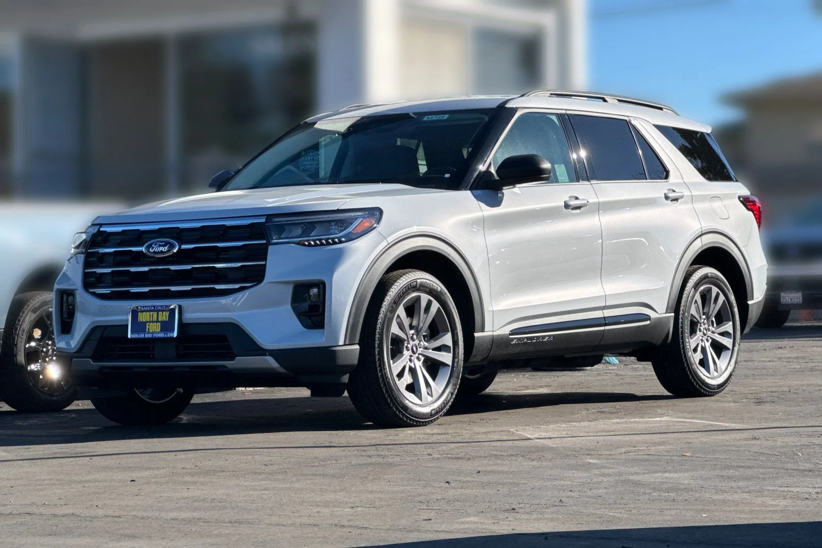 New 2026 Space White Metallic Ford Active image 10