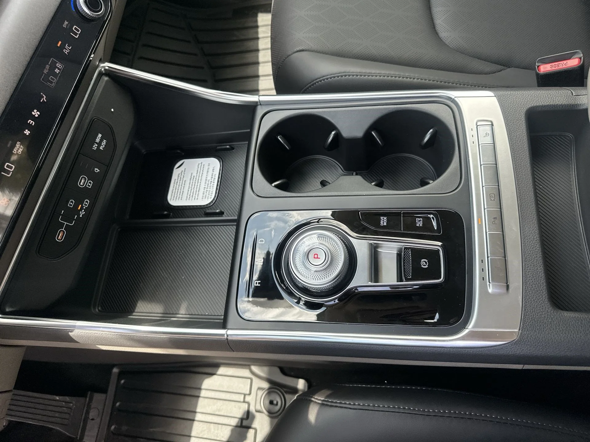 New 2026 Snow White Pearl Kia EX image 21