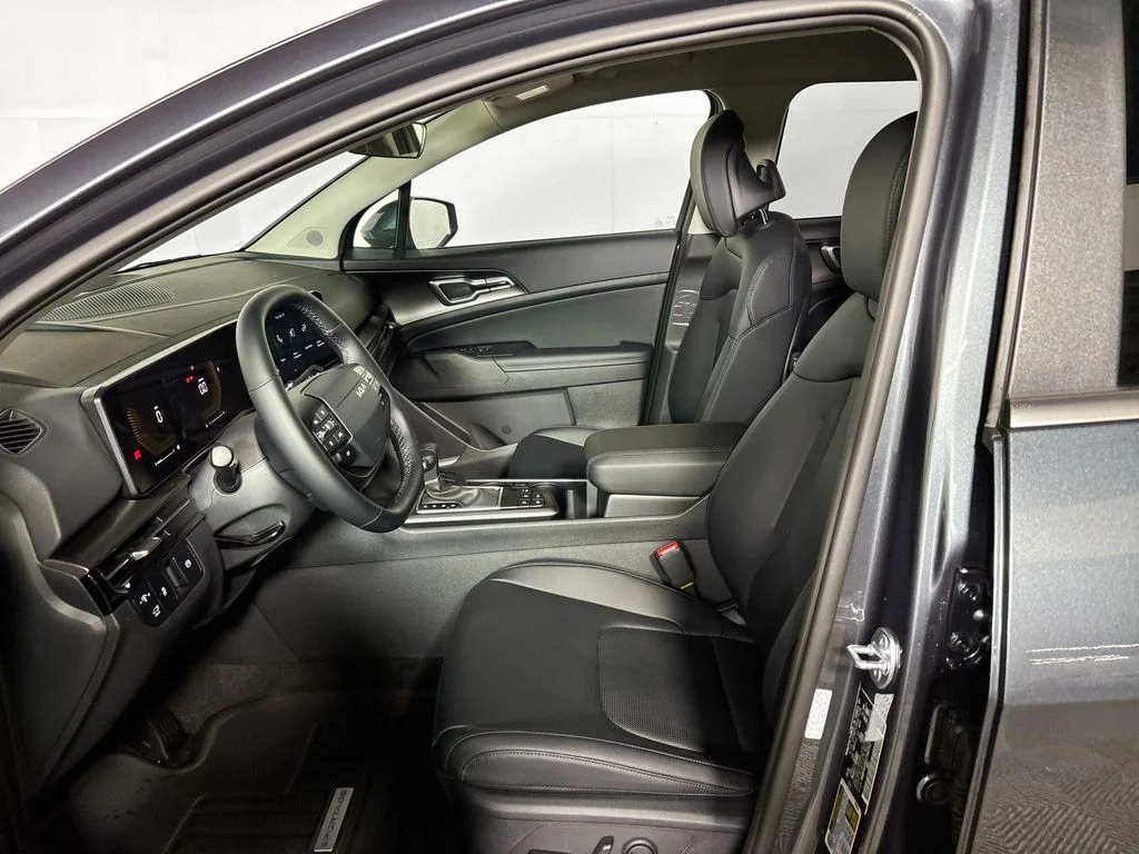 New 2026 Gravity Gray Kia EX image 11