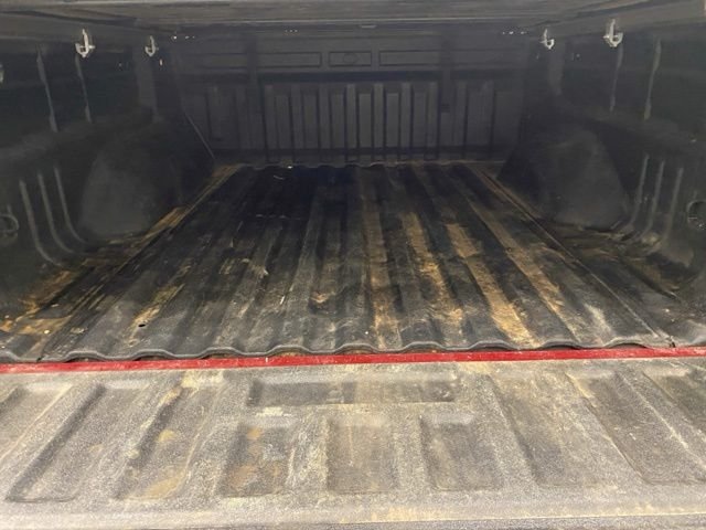 Used 2016 Red Chevrolet Z71 image 22