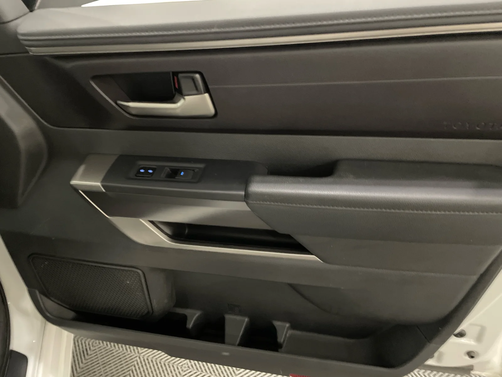 Used 2024 Ice Cap Toyota SR5 image 24