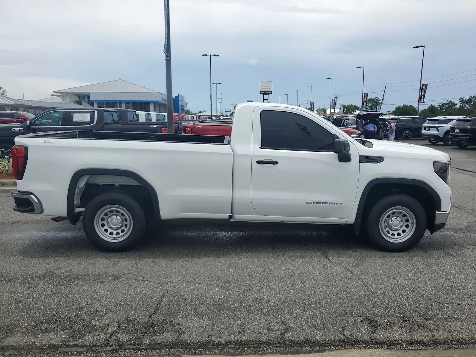 Used 2022 Summit White GMC Pro image 7