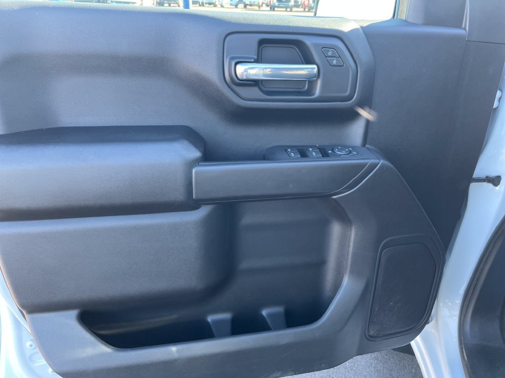 Used 2023 White Chevrolet Custom Trail Boss image 12