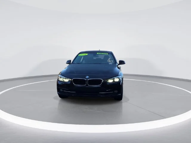 Used 2018 Black BMW 330i image 3