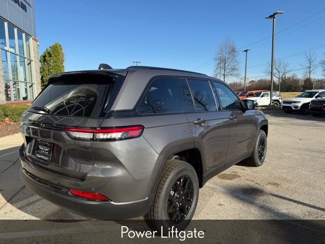 New 2025 Baltic Gray Metallic Clear-Coat Exterior Paint Jeep Altitude X image 5