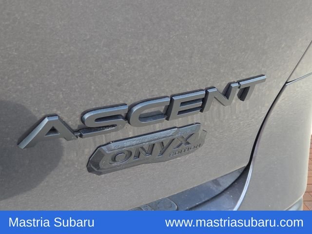 Used 2025 Gray Metallic Subaru Onyx Edition Touring image 8