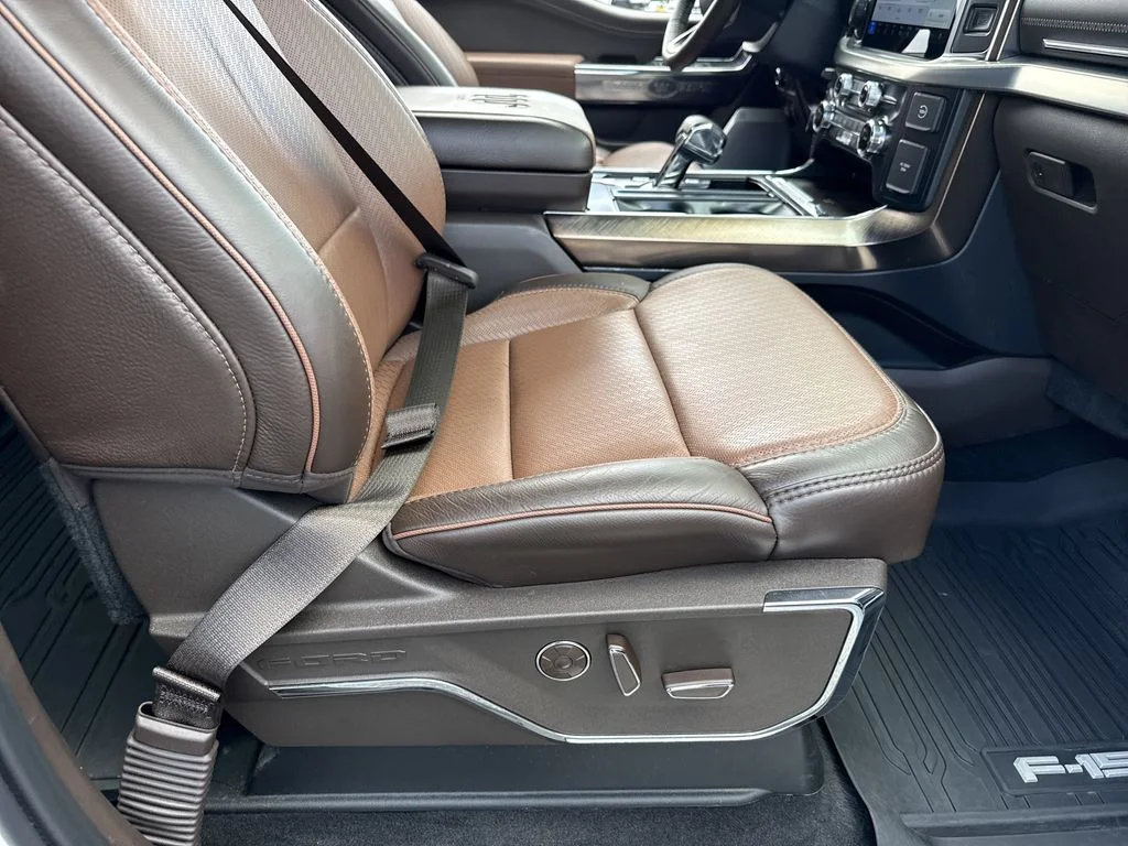 Used 2025 White Ford King Ranch image 14