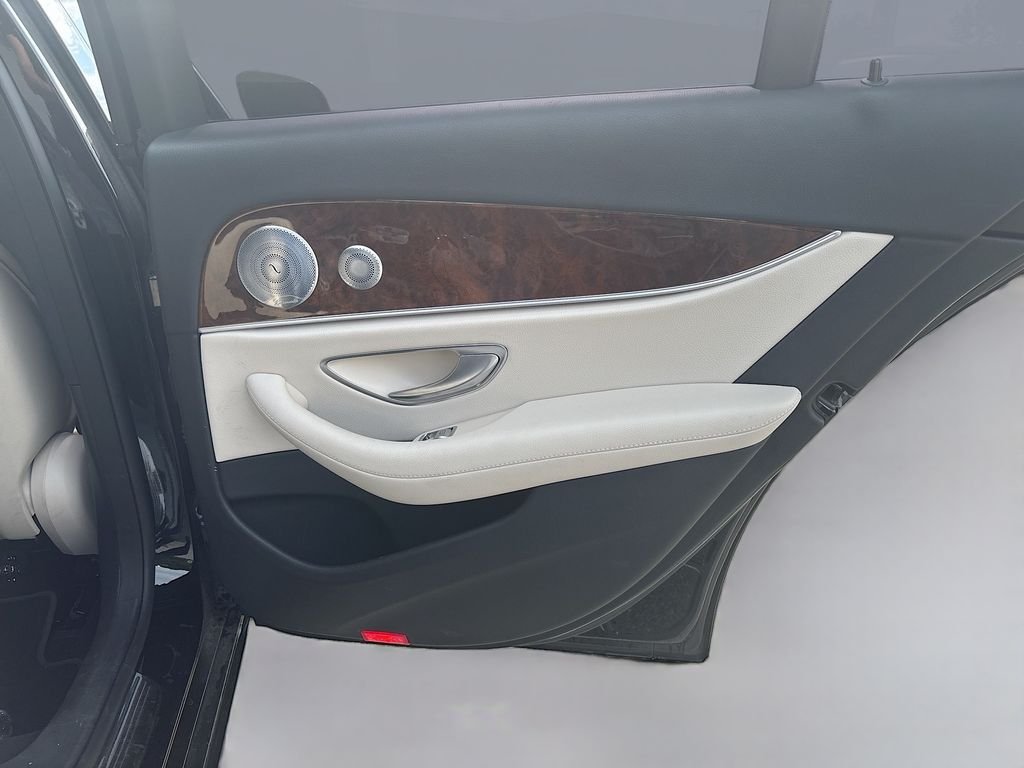 Used 2019 Black Mercedes-Benz E 300 image 18