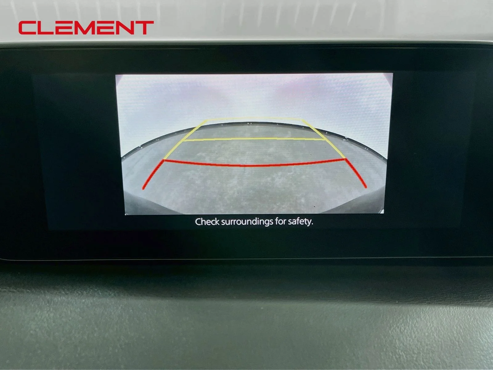 Used 2021 White Mazda Select image 19