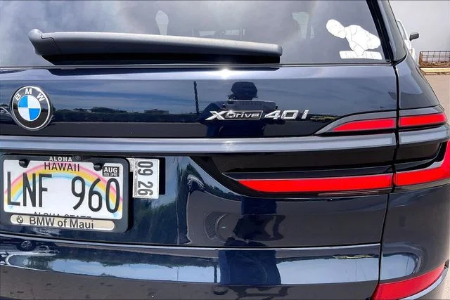 Used 2024 Black BMW xDrive40i image 8