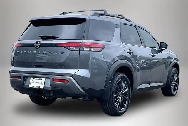 New 2026 Nissan Pathfinder SL 4D Sport Utility
