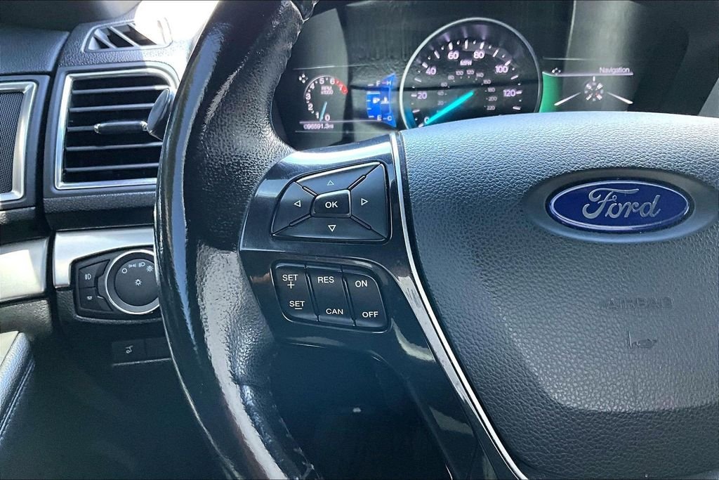 Used 2017 Gray Ford Limited image 20