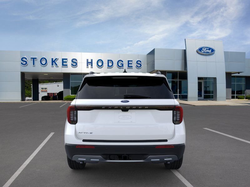 New 2026 Star White Metallic Tri-Coat Ford Active image 32
