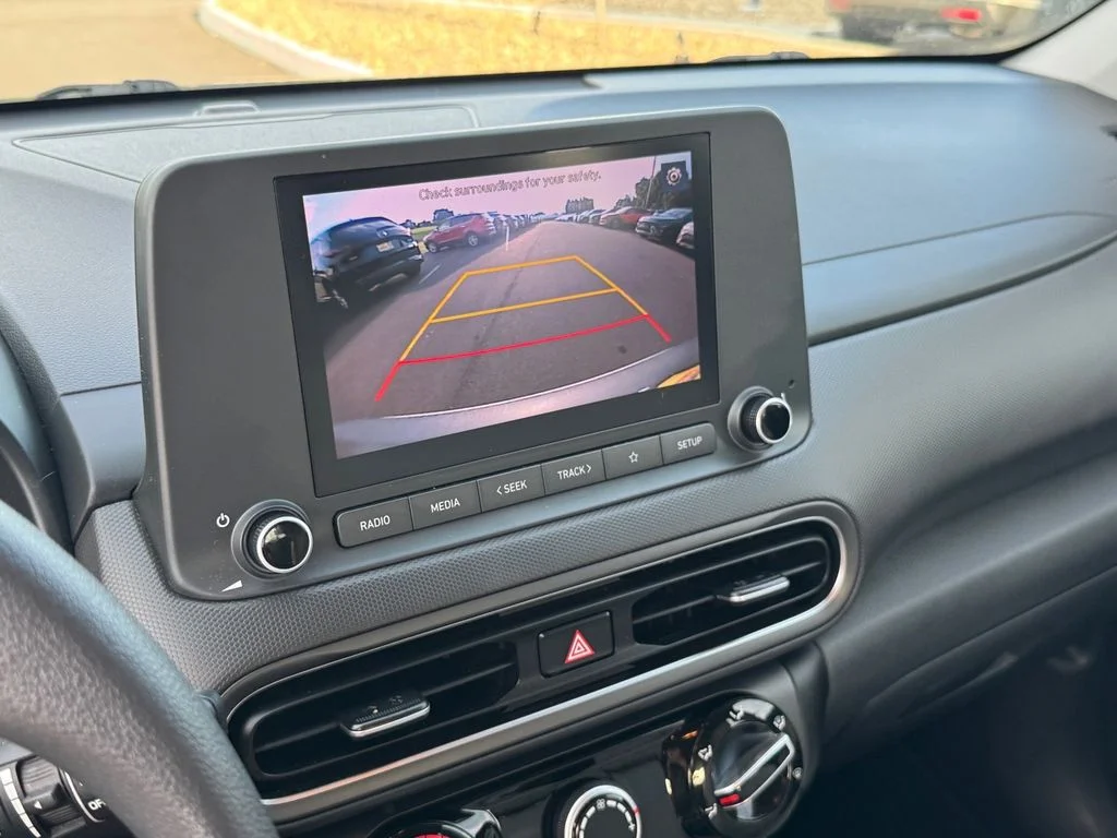 Used 2023 Gray Hyundai SEL image 25