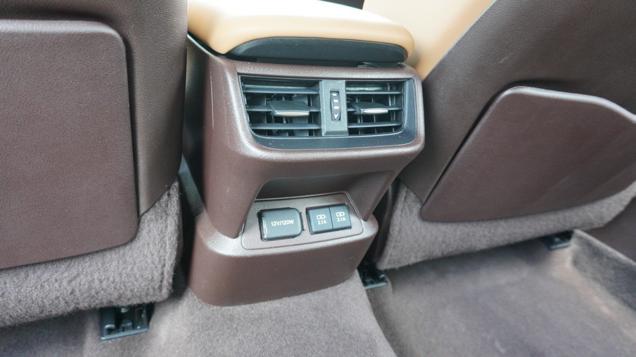 Certified Used 2021 White Lexus ES 350 image 32