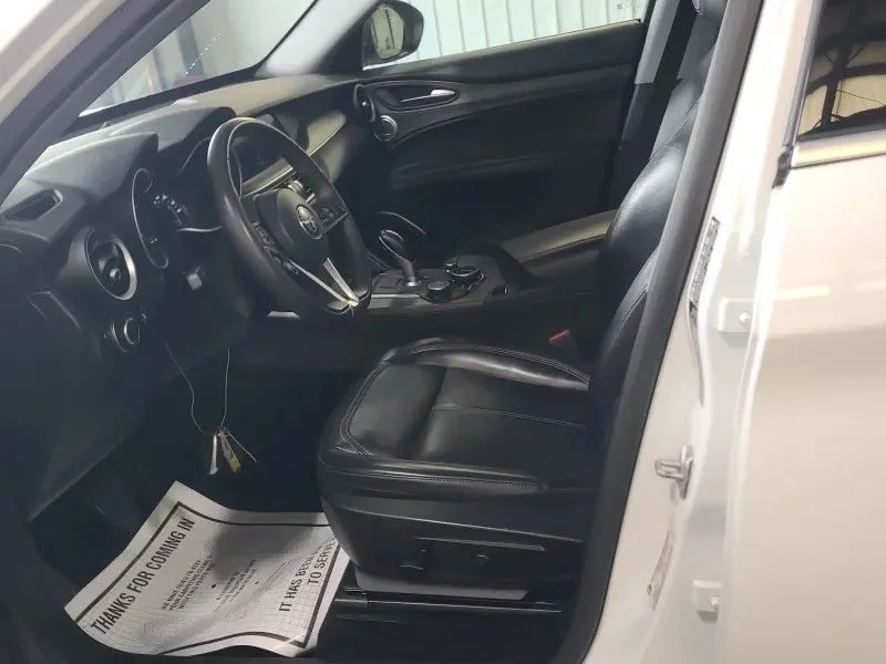 Used 2019 White Alfa Romeo Ti image 8