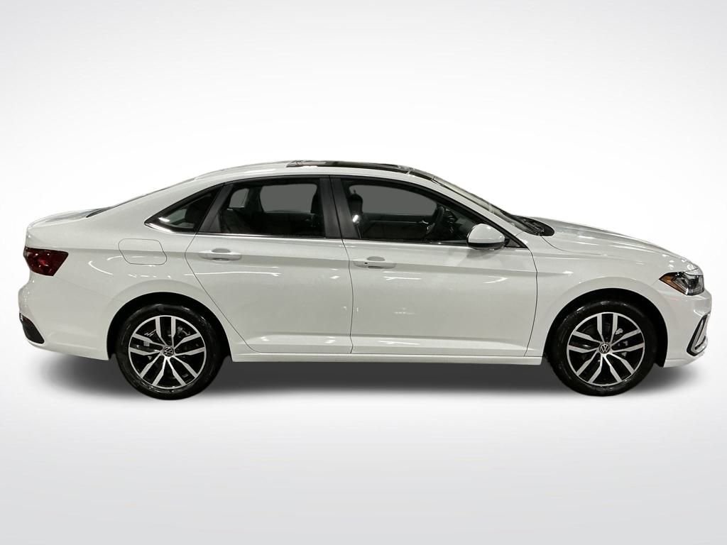 New 2026 White Volkswagen 1.5T SE image 6