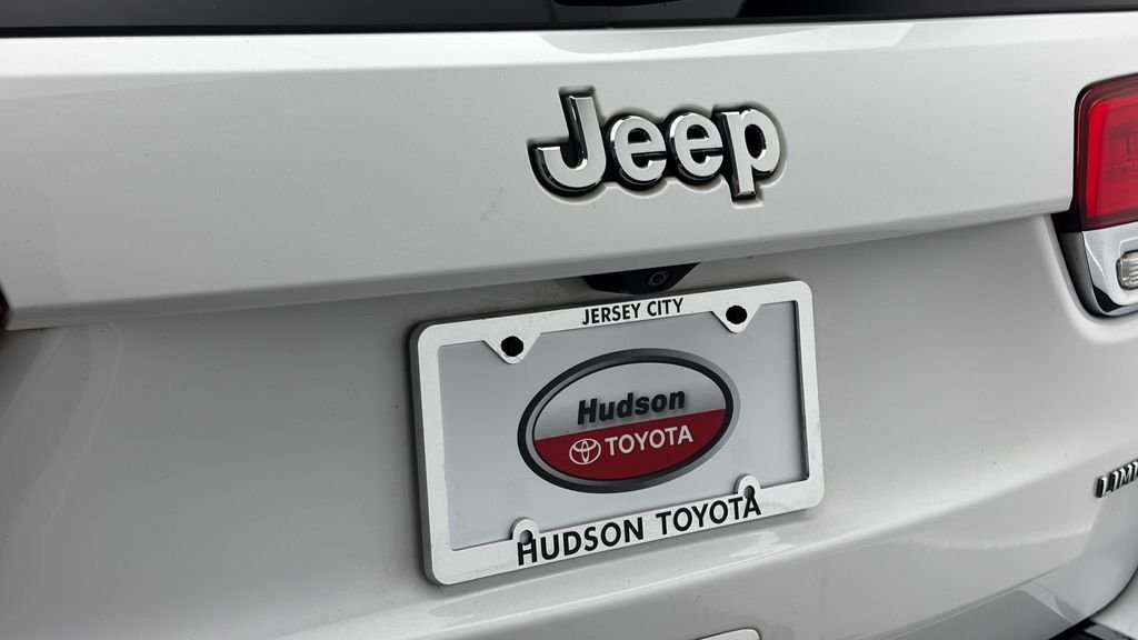 Used 2018 White Jeep Limited image 7