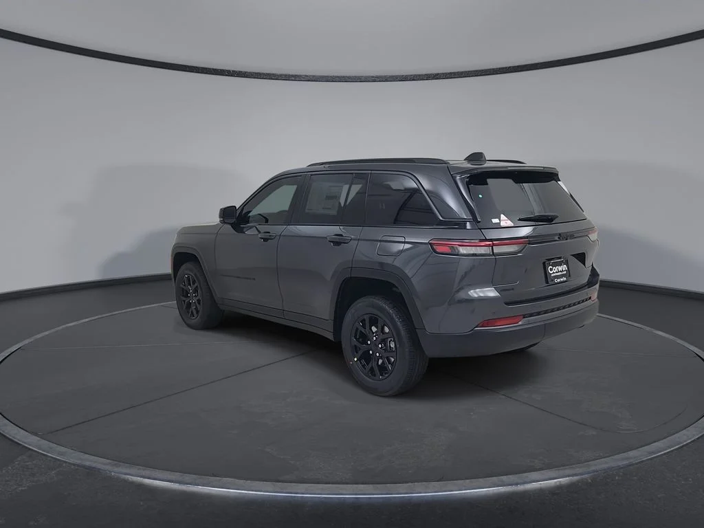 New 2026 Baltic Gray Metallic Clear-Coat Exterior Paint Jeep Altitude image 11