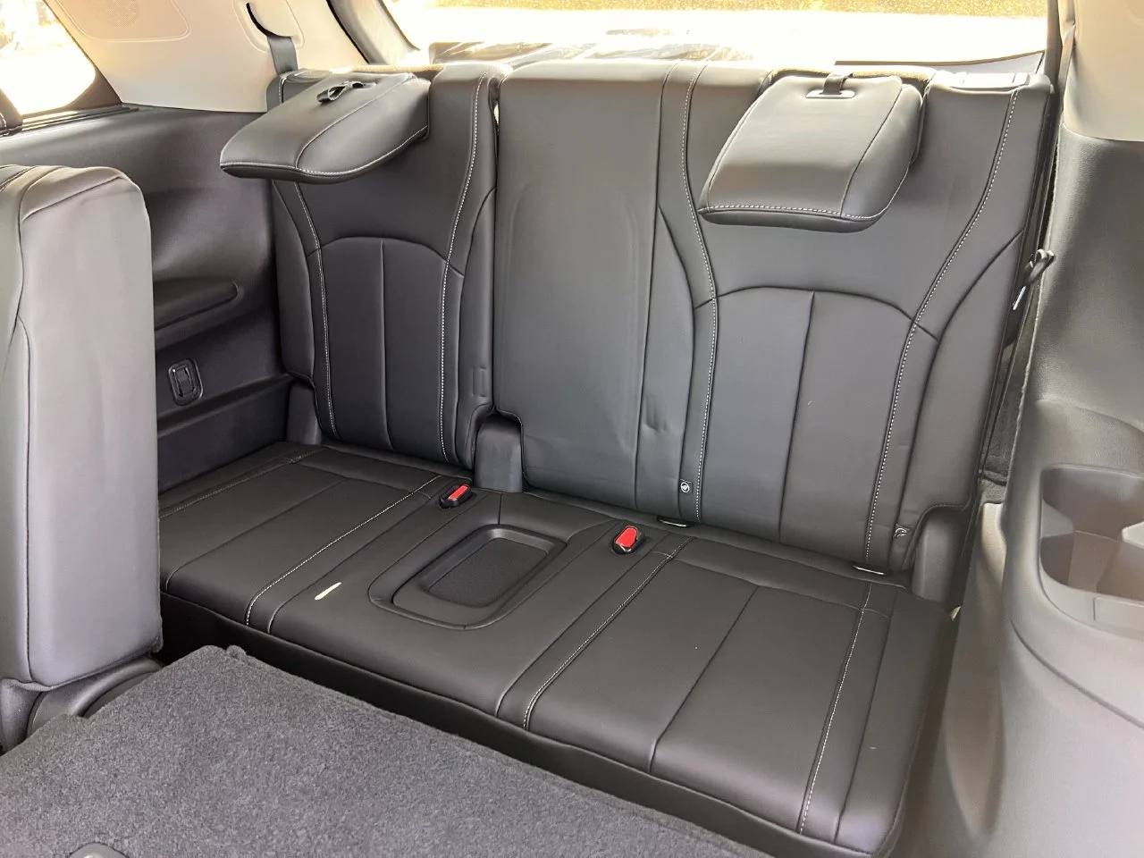 New 2027 MINERAL BLACK INFINITI Luxe AWD image 28