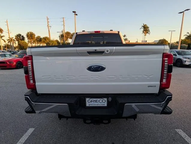 Used 2024 White Metallic Ford Lariat image 36