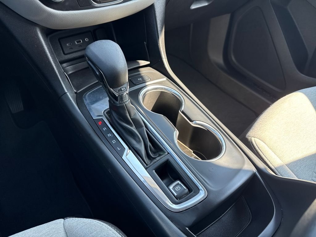 Used 2023 Gray Chevrolet LT image 18