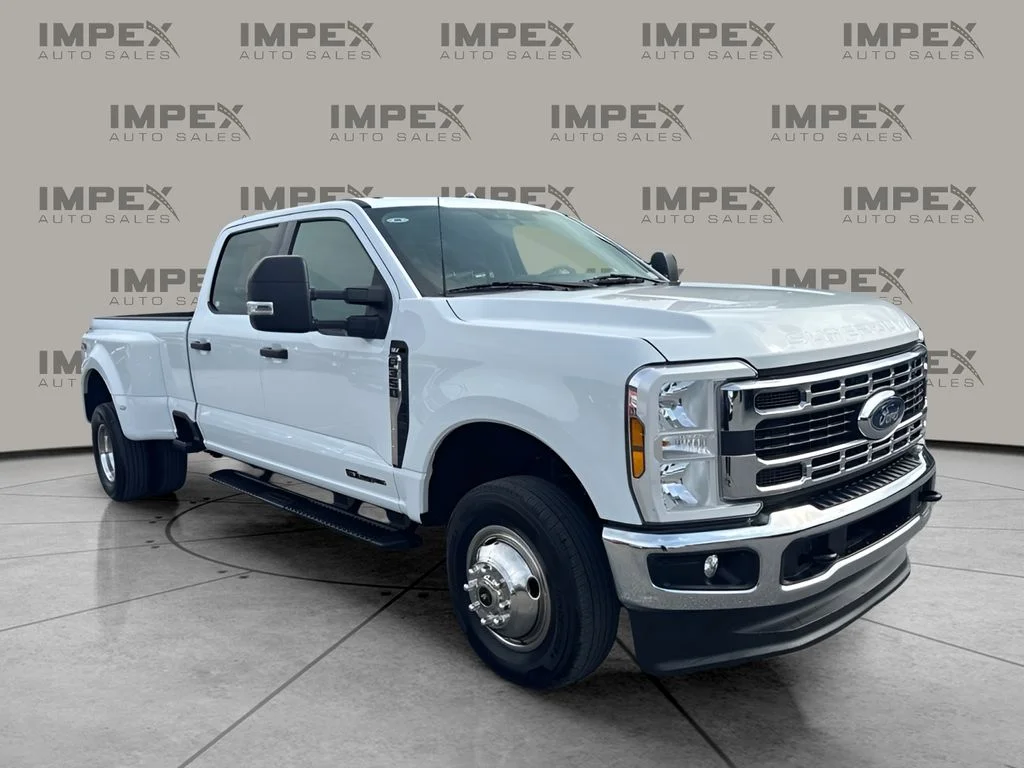 Used 2024 White Ford XLT image 7