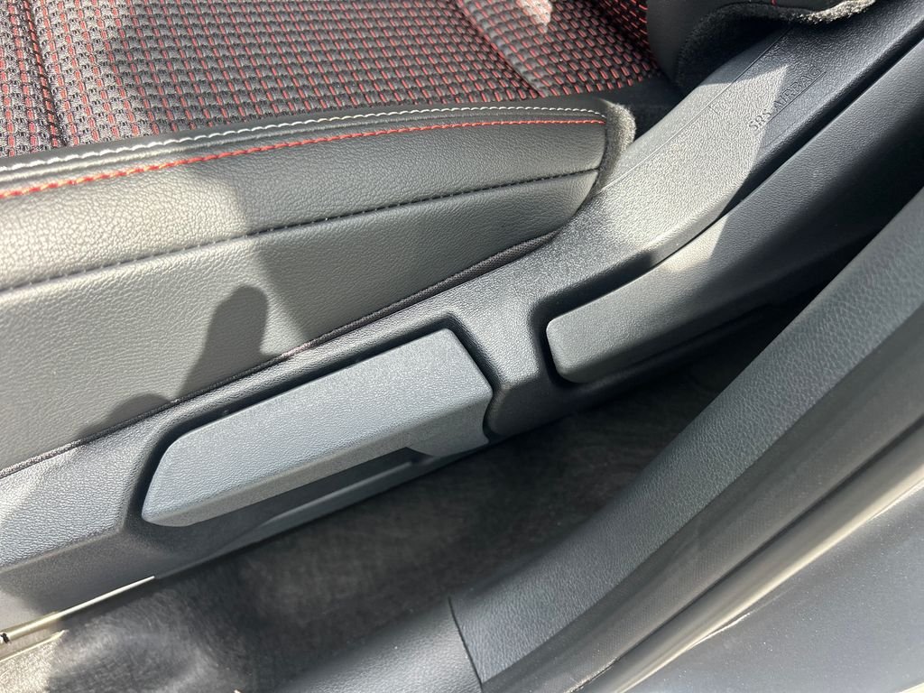 New 2026 Nissan Kicks SR 4D Sport Utility