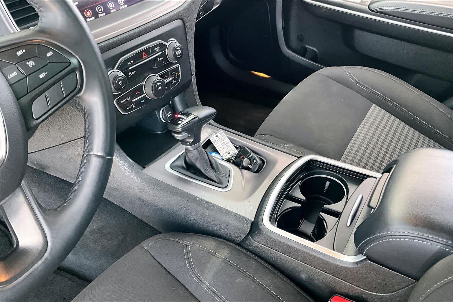 Used 2023 Plum Crazy Pearlcoat Dodge SXT image 16