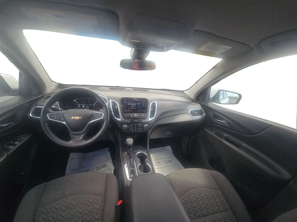 Used 2023 Summit White Chevrolet LT image 9