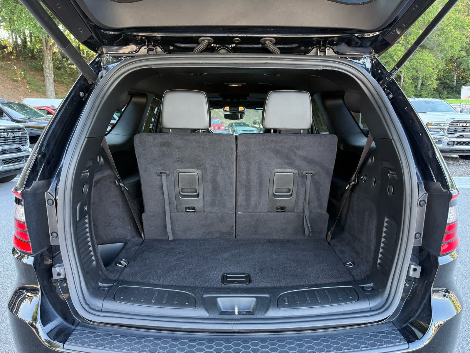 Used 2024 DB Black Clearcoat Dodge R/T Plus image 29