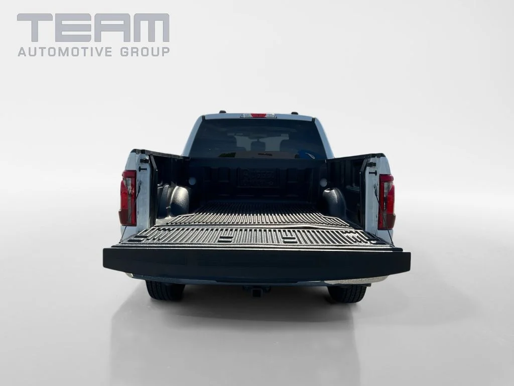Used 2025 White Ford XLT image 25