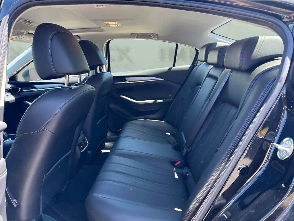 Used 2018  Mazda Grand Touring image 11
