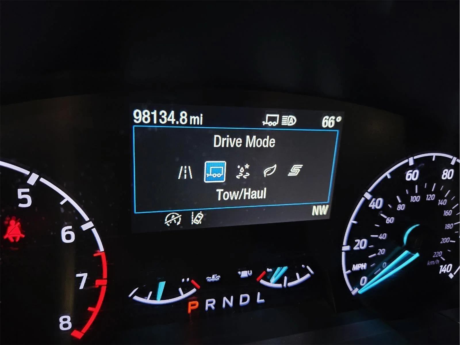 Used 2022 Oxford White Ford XL image 27