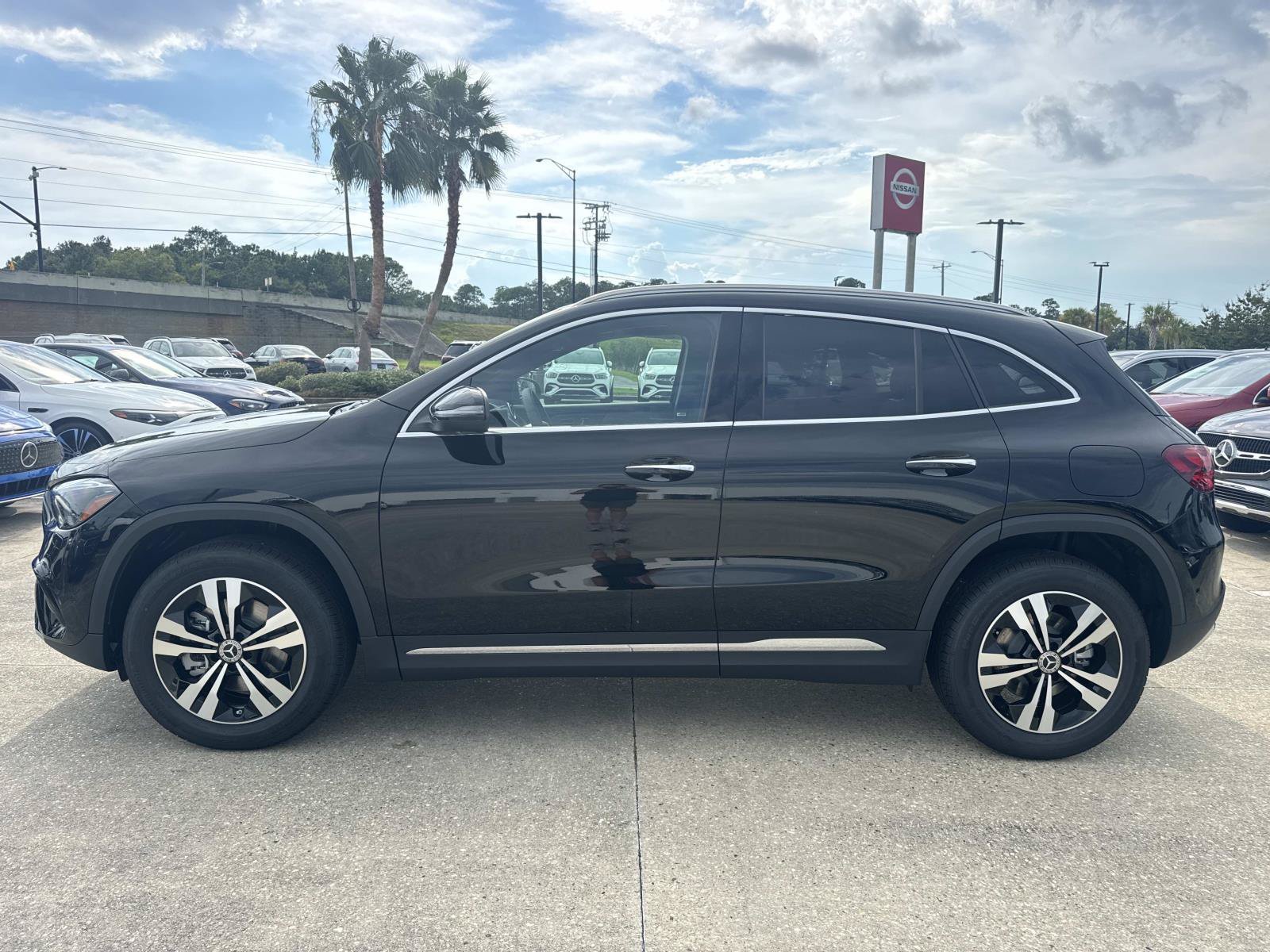 New 2026 Black Mercedes-Benz GLA 250 image 7