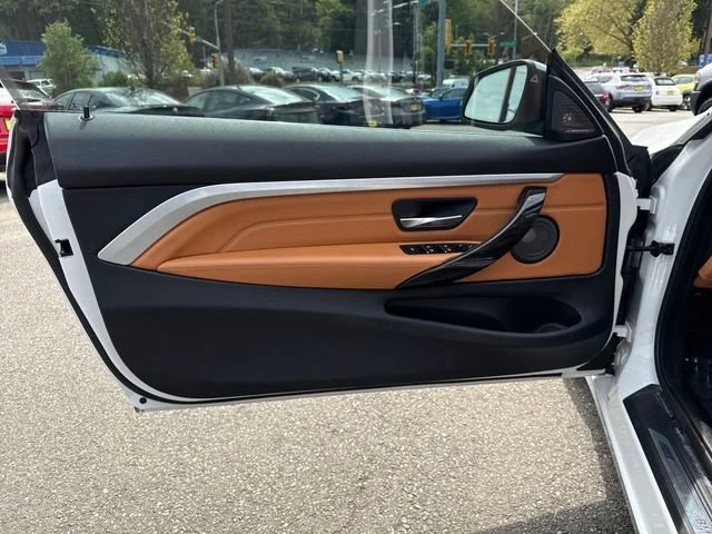 Used 2019 Alpine White BMW 440i image 15