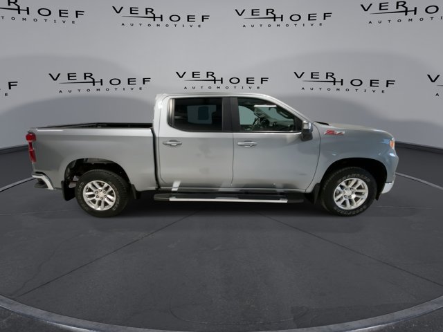 Used 2023 Sterling Gray Metallic Chevrolet LT image 9